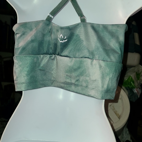 Beyond Yoga marbled Jade criss-cross yoga top szL NWT - Picture 8 of 8